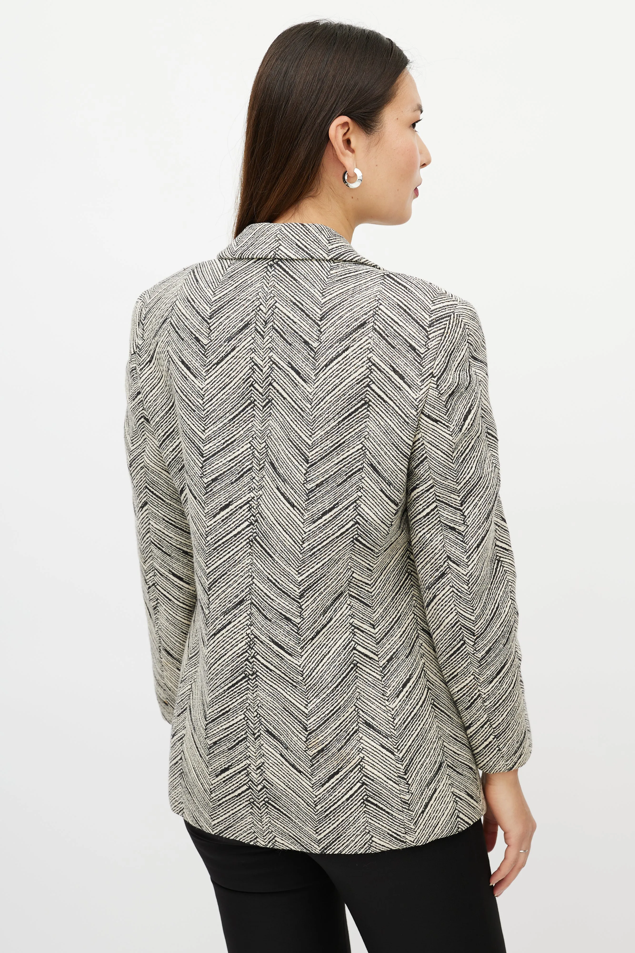 Black & White Chevron Striped Blazer