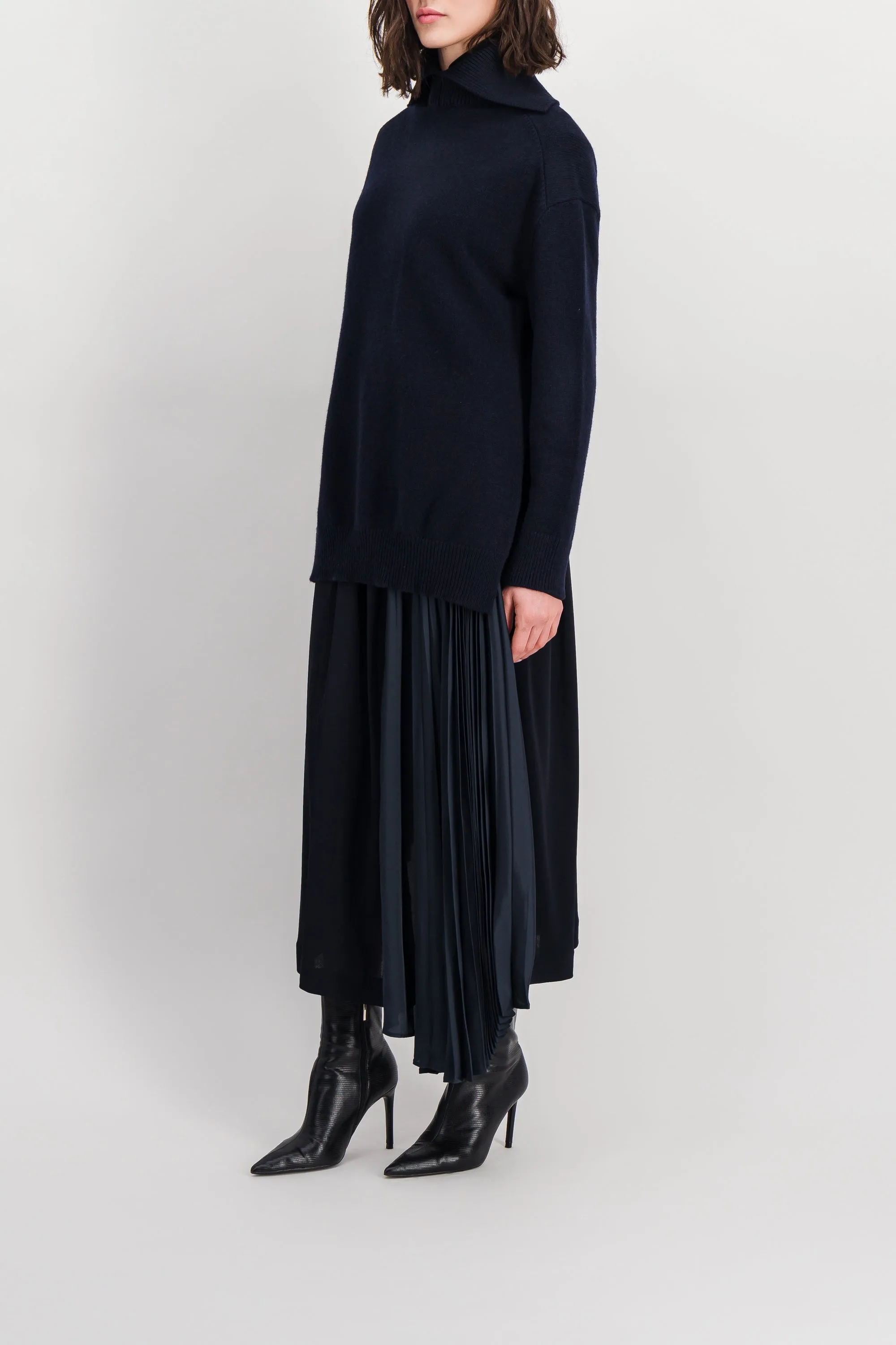 Oversize funnel neck sweater